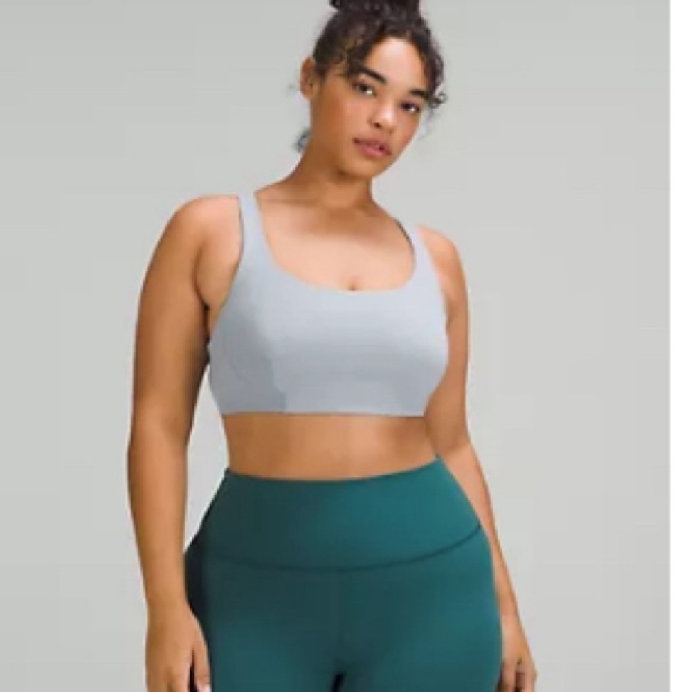 Lululemon Wunder Train Bra. Size 8.